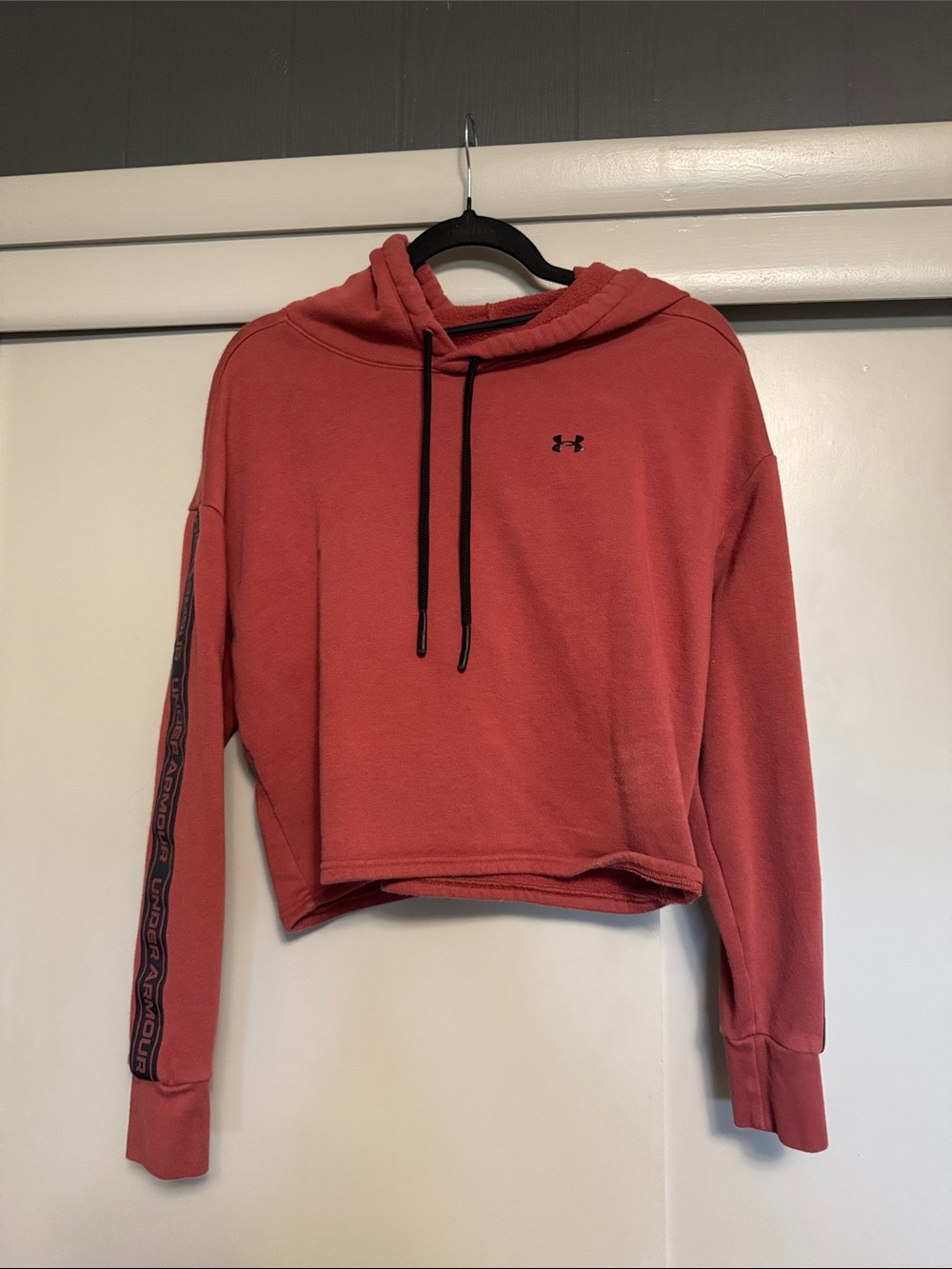 Under Armour Women's Coral Pink Cropped Hoodie with Logo